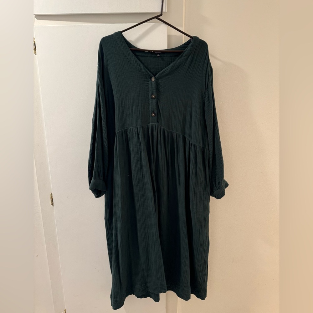 Madewell lightspun button front midi dress, 14W